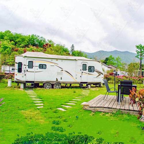 梦幻星空房车 拖挂式超观景露营地房车 景区拓展基地旅居车定制