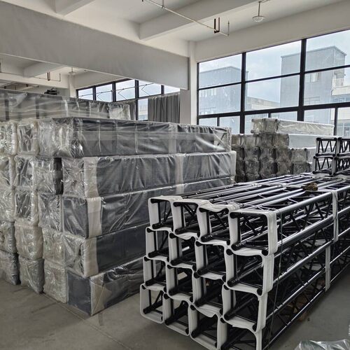 广东佛山厂家直产铝合金桁架290插销架 喷黑色300螺丝架