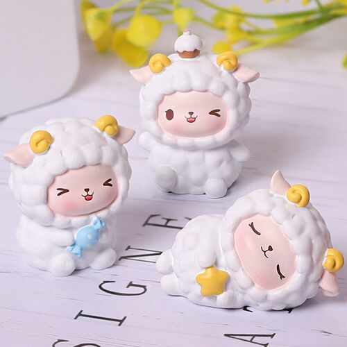 可爱喜羊羊卡通公仔摆件小羊创意车内摆设蛋糕装饰品儿童生日礼物