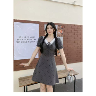 连衣裙女夏季 灰色短袖 梨形收腰设计感波点裙 盐系少女 甜辣多多