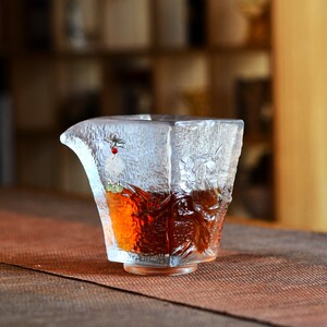 中式手工雕花琉璃古法公道杯加厚四角功夫茶具高端送礼泡茶绿茶杯