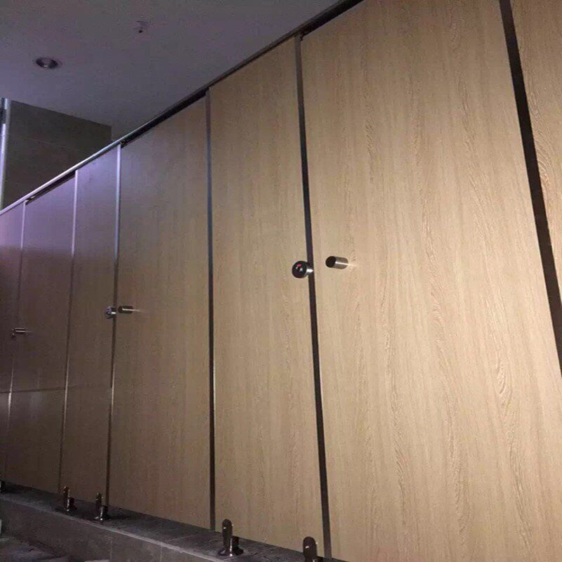 新品卫生间隔断木纹色 公共厕所淋浴间隔板 抗倍特防水防潮板