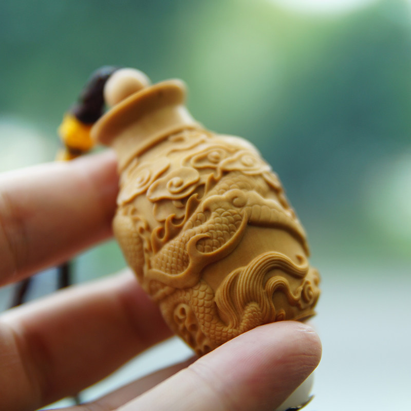 小叶黄杨木雕实木汽车挂件雕刻工艺中式挂饰保平安车挂祥龙戏珠