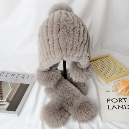 可爱獭兔毛宝宝帽子男女童冬季保暖护耳防风毛绒球球帽子围巾套装