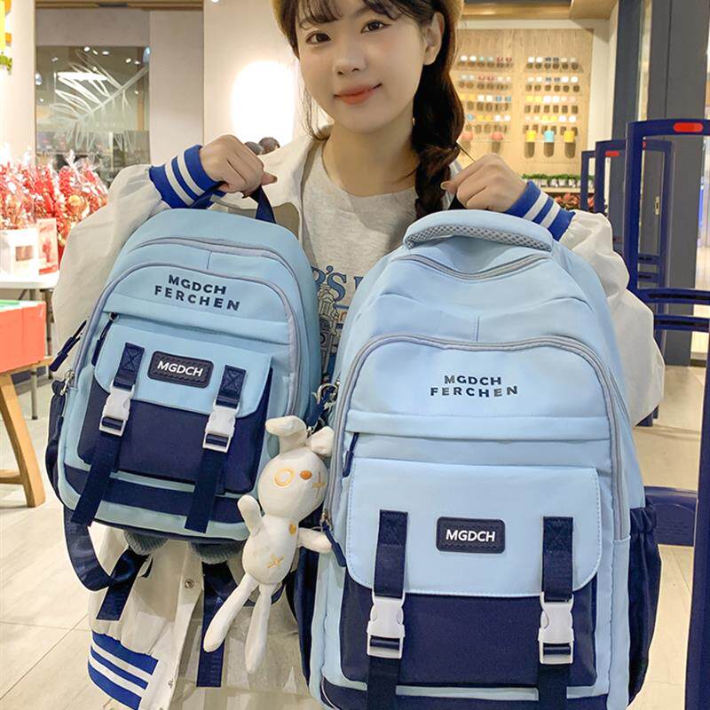 书包初中女生韩版大容量学院风休闲百搭高中大学生双肩包电脑背包