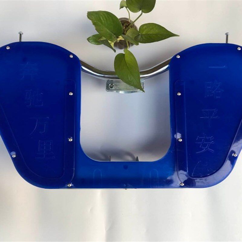 摩托车保险杠前护杠125男装通用保险杠带挡风板 置物箱 带盖子150