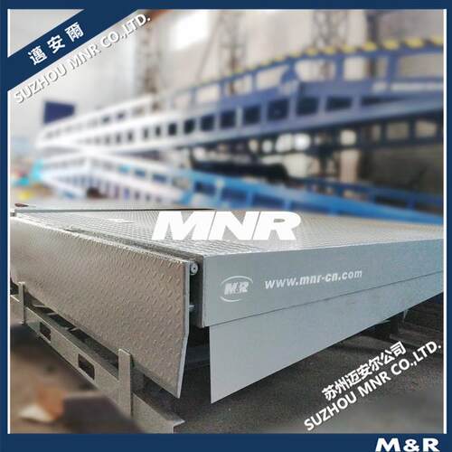 2m米特殊尺寸台面dcq系列电动仓库卸货区