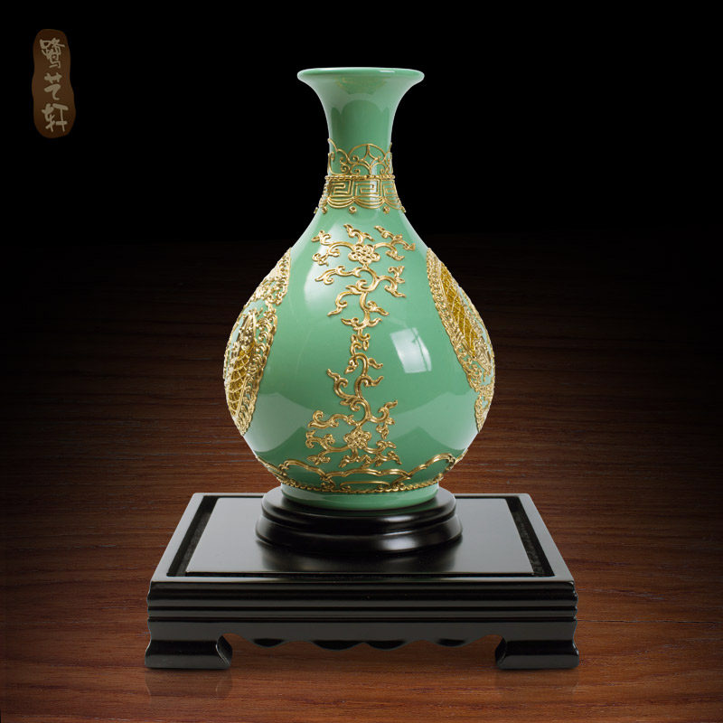 年年有余玉壶春淡绿瓶 金箔漆线雕工艺品摆件创意博古架装饰品