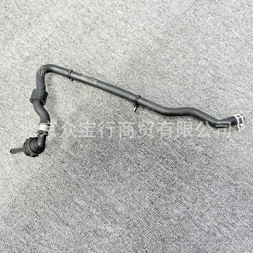 1775011401 1775010902适用奔驰W177 A200副水壶水管水箱冷却液管