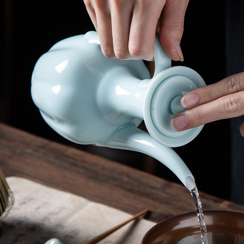 仿宋点茶手执壶汤瓶陶瓷茶壶青瓷中式复古茶百戏工具宋式执壶茶盏