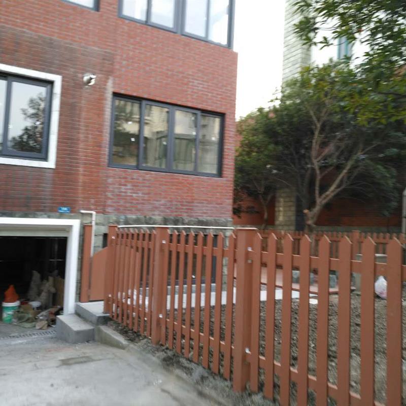 木塑护栏围栏栅栏 户外塑木防腐木地板葡萄架 凉亭木屋塑木围栏