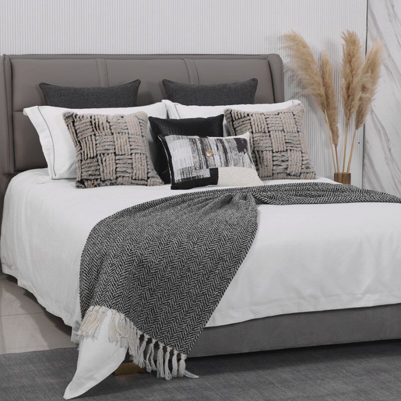 展厅样板间 家具配套床品 轻奢意式侘寂风 皮草软装床品多件套 黑