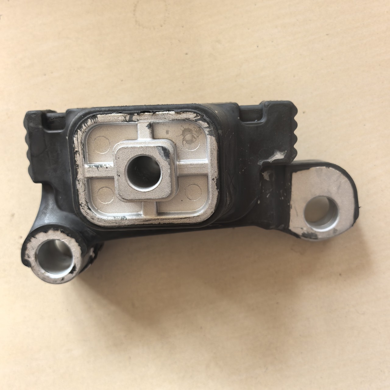 11220-EW80B适用轩逸经典轩逸发动机机脚胶机脚垫发动机固定支架