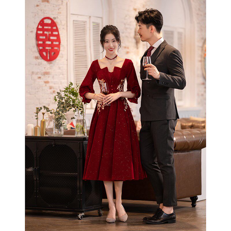 大码敬酒服新娘胖mm酒红色结婚小个子回门便装女订婚连衣裙高级感