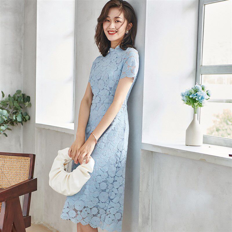 蓝色簿款法式仙女夏季连衣裙日常上班约会温柔妈妈蕾丝裙子