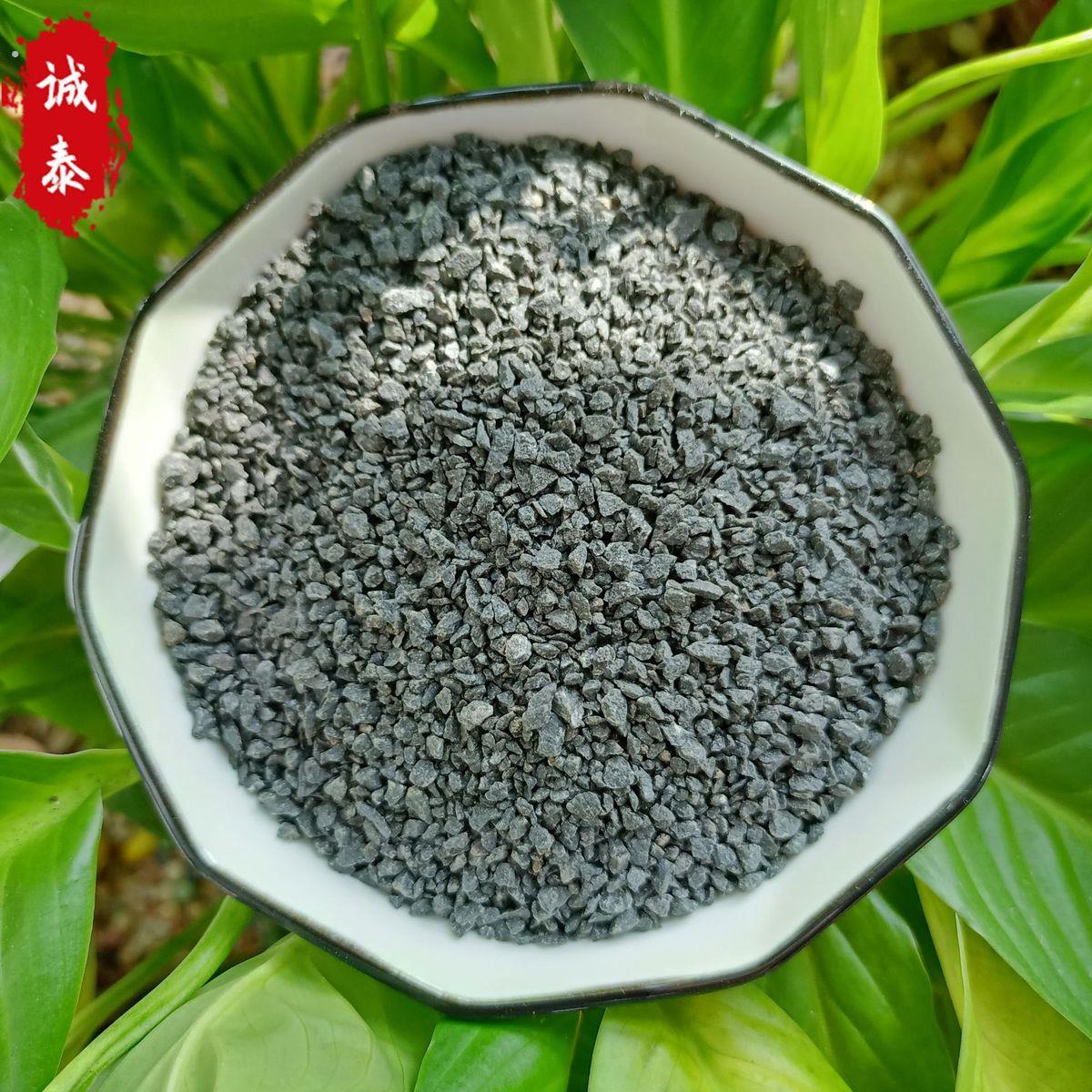 玄武岩黑砂黑砂颗粒飞机场跑道高速公路用玄武岩颗粒黑砂