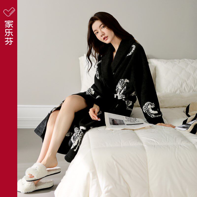 家乐芬睡袍女士睡衣秋冬款冬季保暖加厚加绒珊瑚绒浴袍黑色长款裙