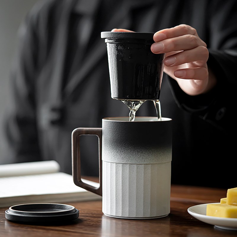 渐变色陶瓷茶水分离泡茶杯子大容量办公室带盖过滤马克杯礼盒定制