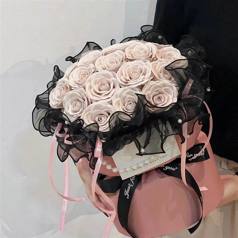 永生花玫瑰花束芭蕾风小香风仿真花香皂花高级订婚送闺蜜生日礼物