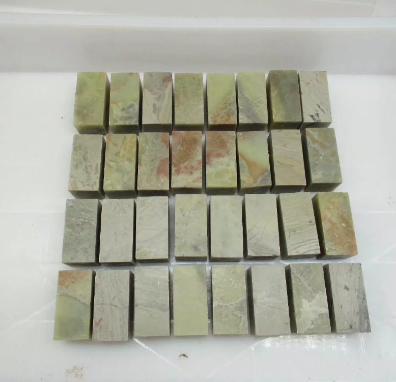 4号2.5*2.5*5CM一组32方青田石叶腊石青白料石料篆刻印章练习章