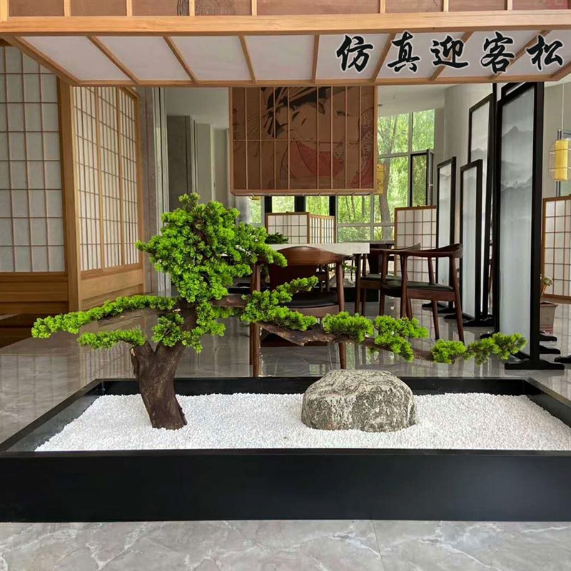 彷真树迎客松假松树绿植大型罗汉松美人松室内景观摆件楼梯下造景