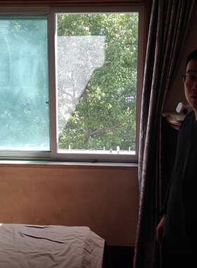 上海专业定制金刚网纱窗纱门上门测量安装防护儿童坠落纱窗纱门