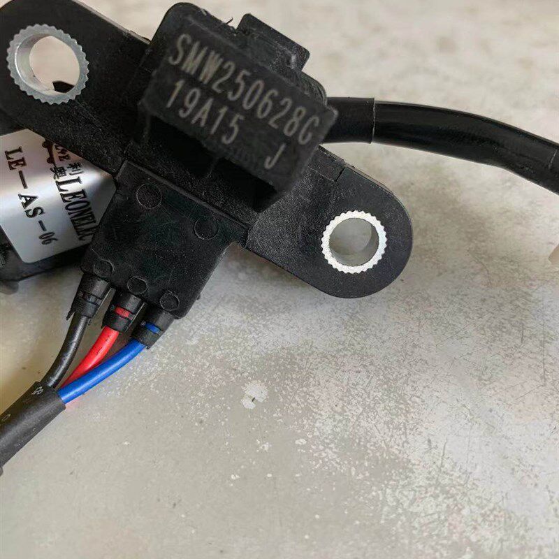 适配猎豹发动机曲轴位置传感器感应器CS10CS9V31黑金刚CS6长丰