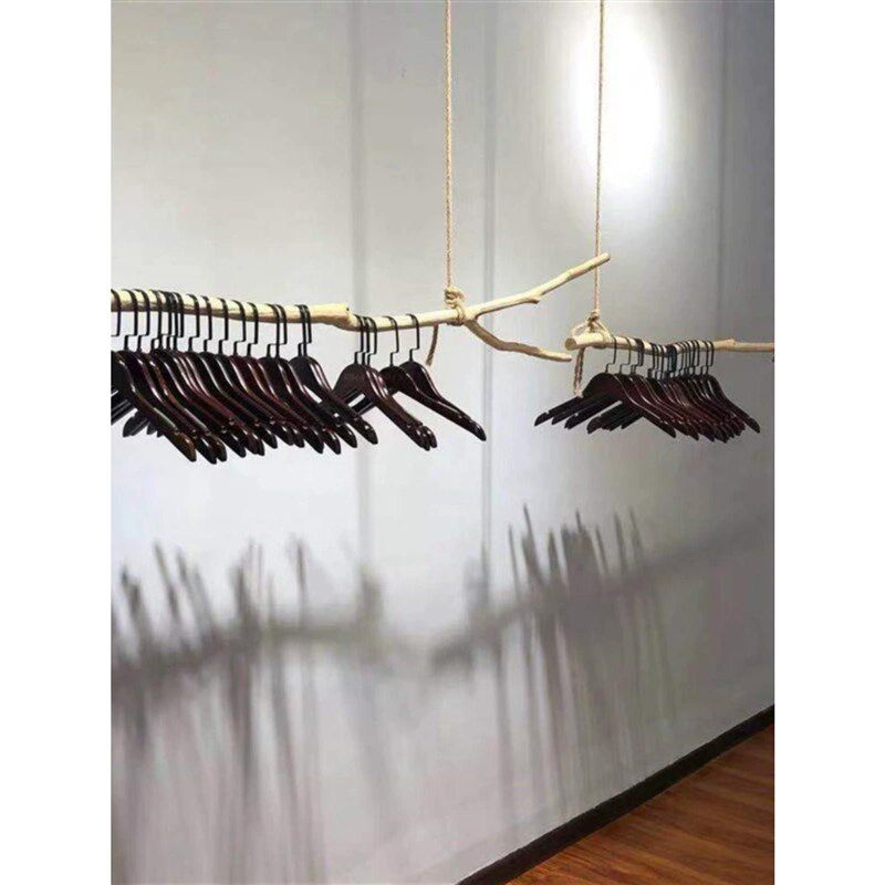 树枝挂衣架服装店干原木杆上墙展示架悬吊式天花板悬挂晾衣杆麻绳