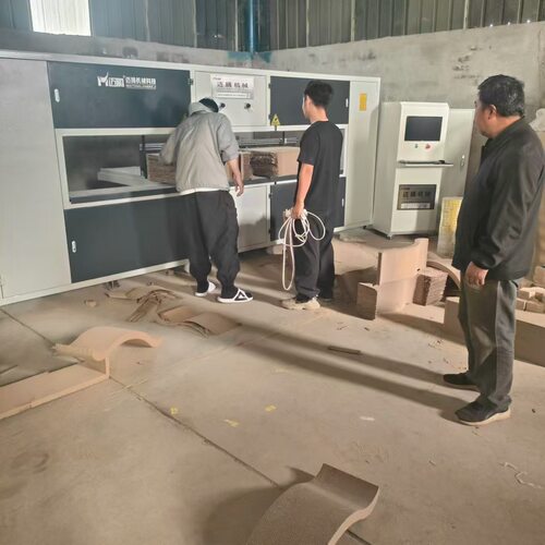 电脑数控猫抓板切割机猫抓板线锯机鞋料EVA切割瓦楞纸设备自动化