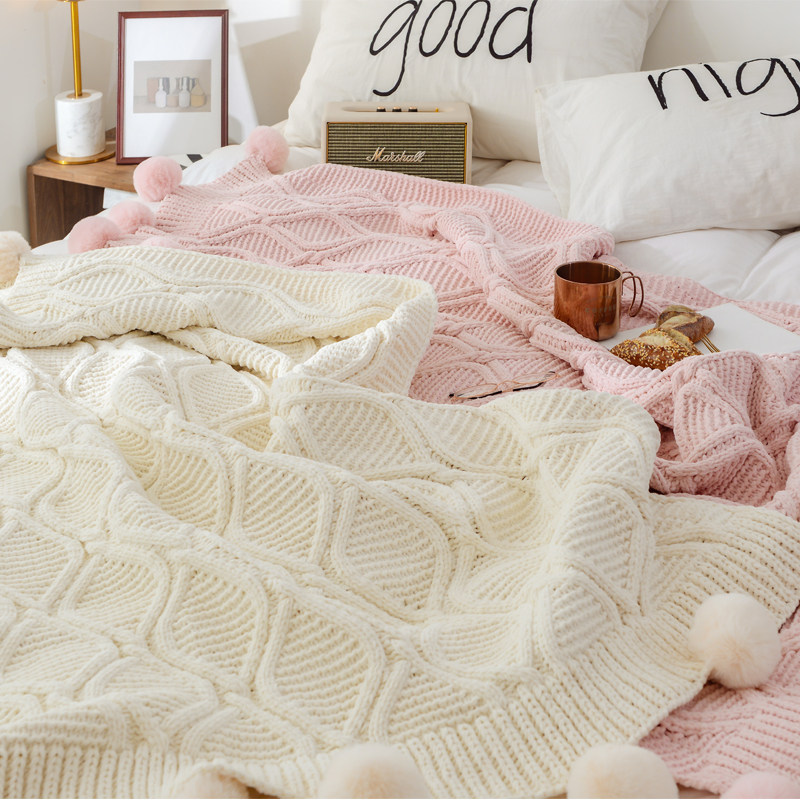 北欧沙发毯盖毯简约好看搭巾针织毛线毯床尾搭毯盖毯装饰球球毯子