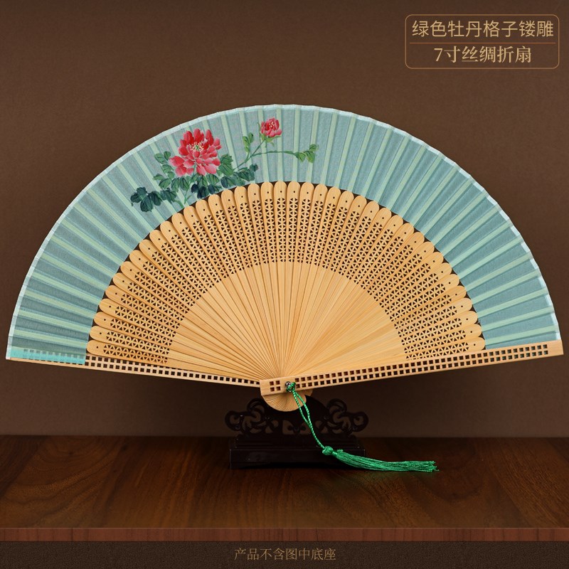 中式古风丝绸折扇女用镂空雕刻扇子古装汉服丝绢舞蹈随身折叠扇