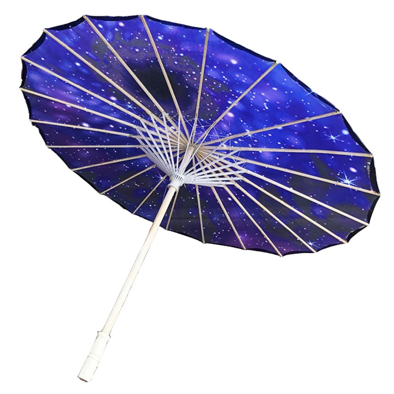 女子配汉服的伞油纸伞古装紫色北极星汉服防雨飘带古风流苏伞