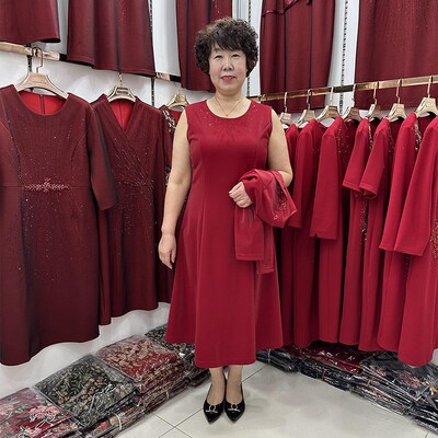 高档参加婚礼妈妈两件套40岁50小个子优雅女人气质遮肚子红色套装
