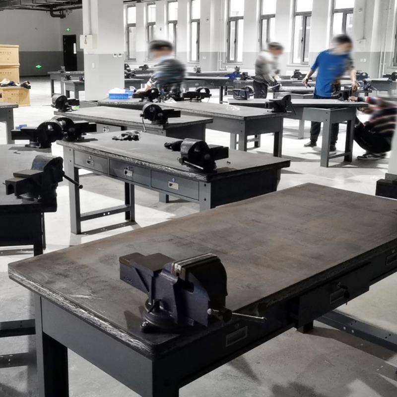 太孚 带抽屉钢板台面工作台 横抽重型钳工台 模具加工铁板操作桌