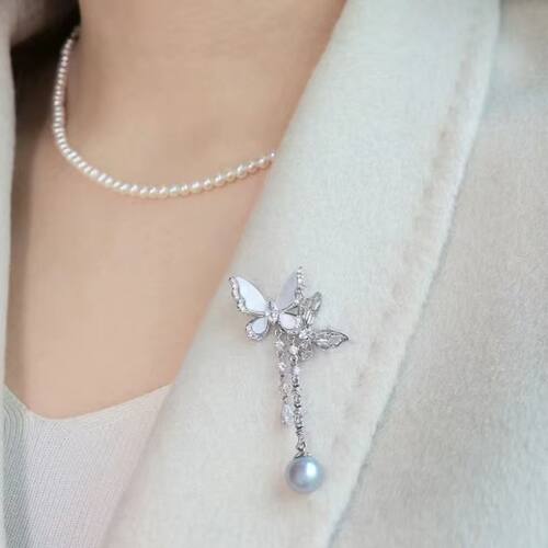 剧本杀二流货色青花宋瓷同款伴手礼小众贝壳轻奢流苏胸花生日礼物
