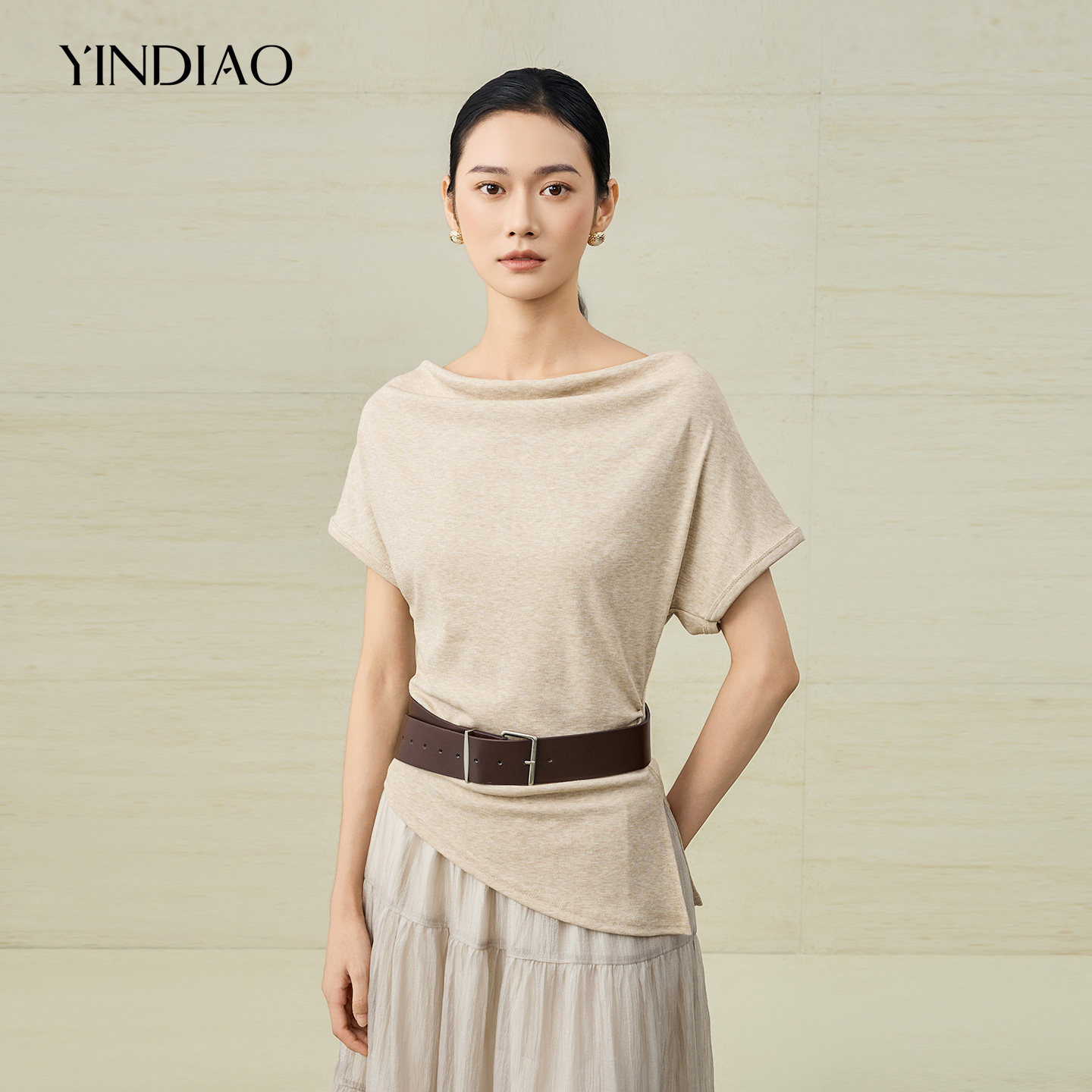 YINDIAO引调配皮带收褶短袖T恤