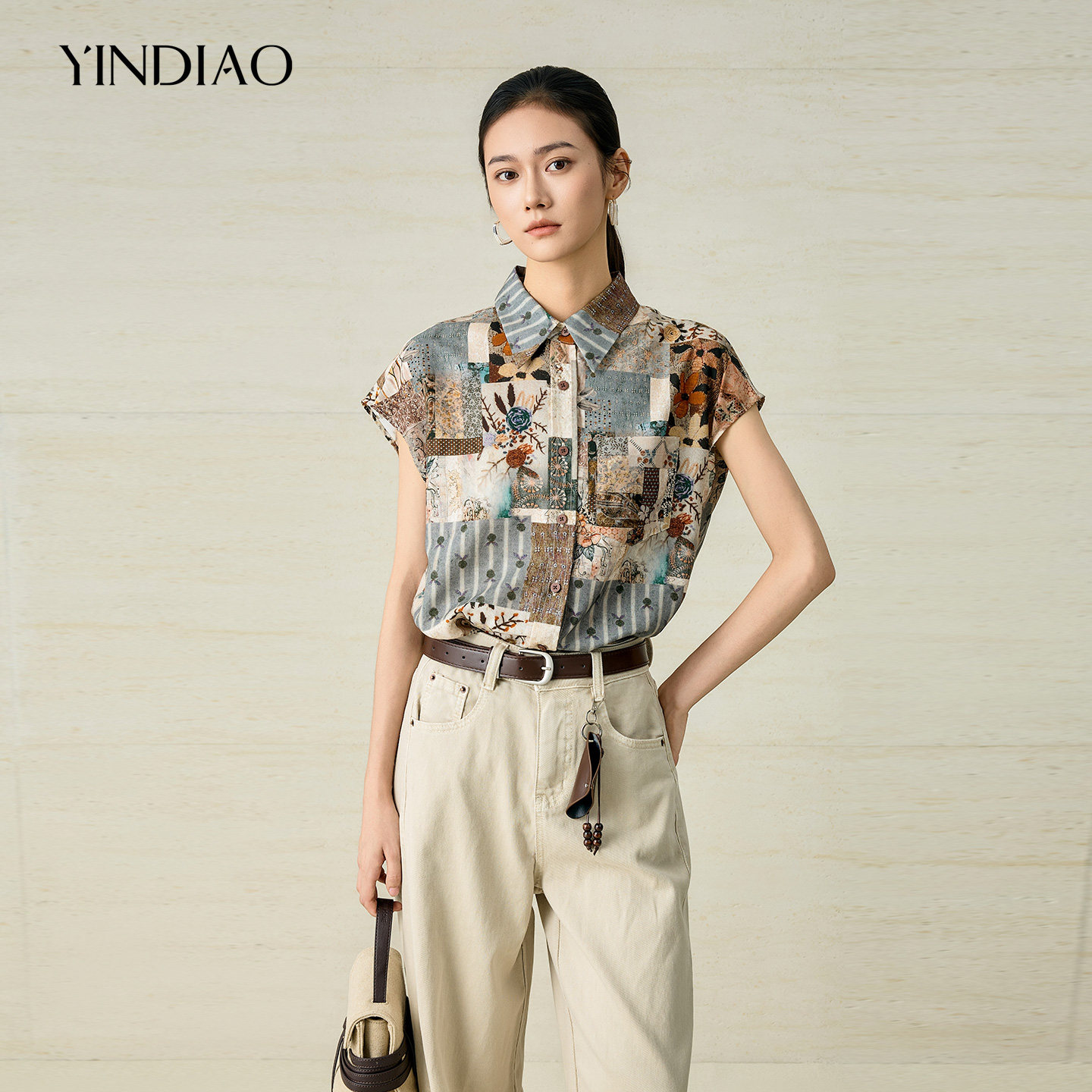YINDIAO引调翻领印花无袖衬衫