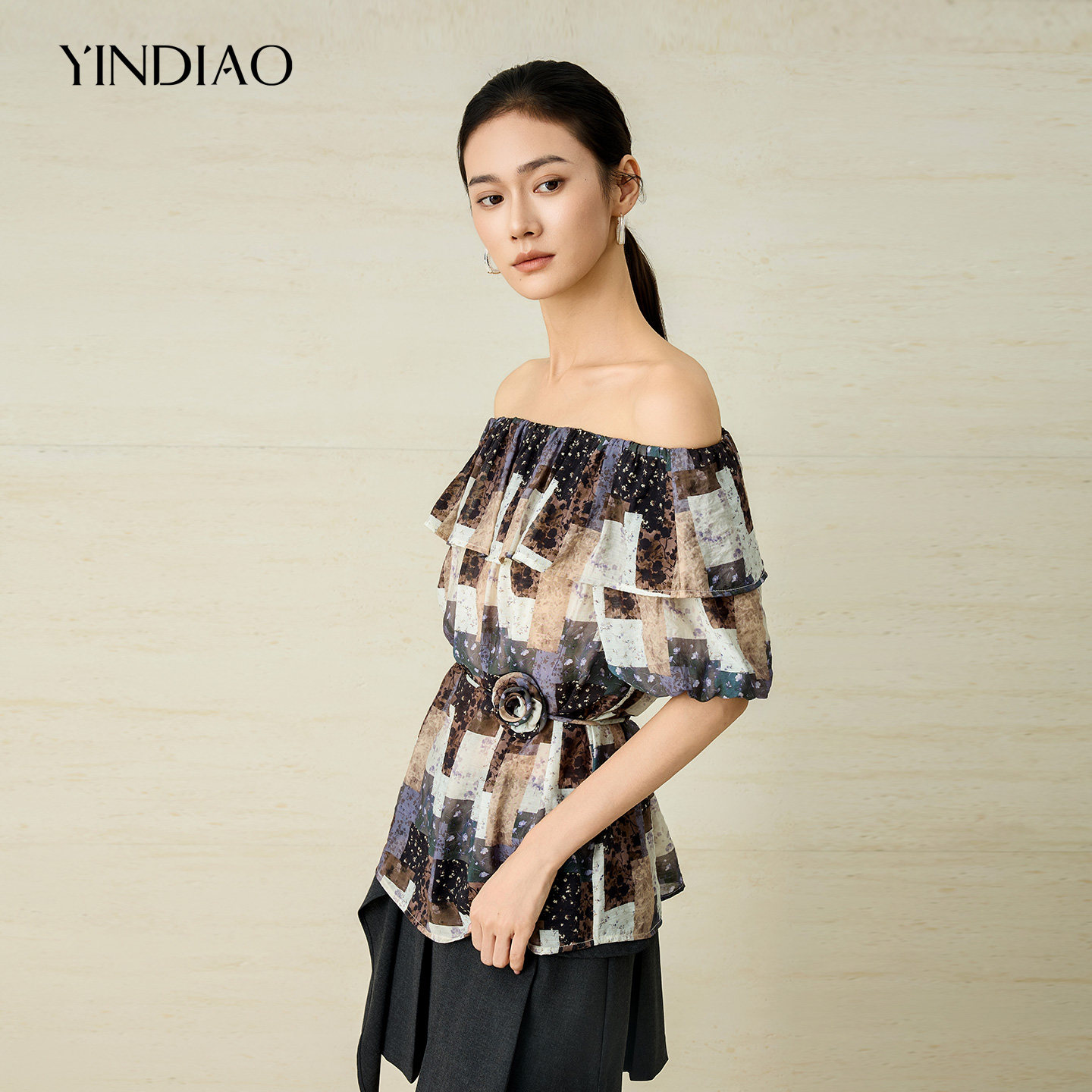YINDIAO引调飘带一字肩短袖小衫