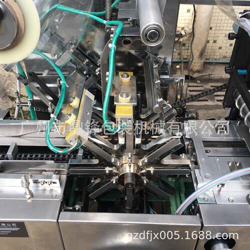保健品维自动包机包 茶三装叶盒三维六鼎锋面体折叠封包的中设备
