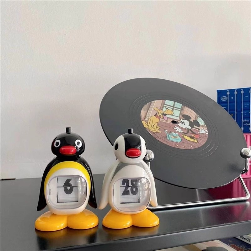 pingu企鹅高颜万年历卡通桌面办公摆件家居装饰生日礼物日历按压