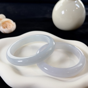 2手镯天然缅甸A货翡翠多样性发一件 老爸评测