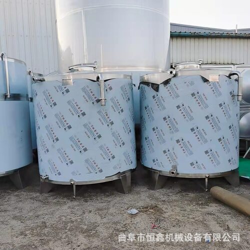 山东304不锈钢白酒储存罐 10立方酿造储存设备 不锈钢酒罐制作