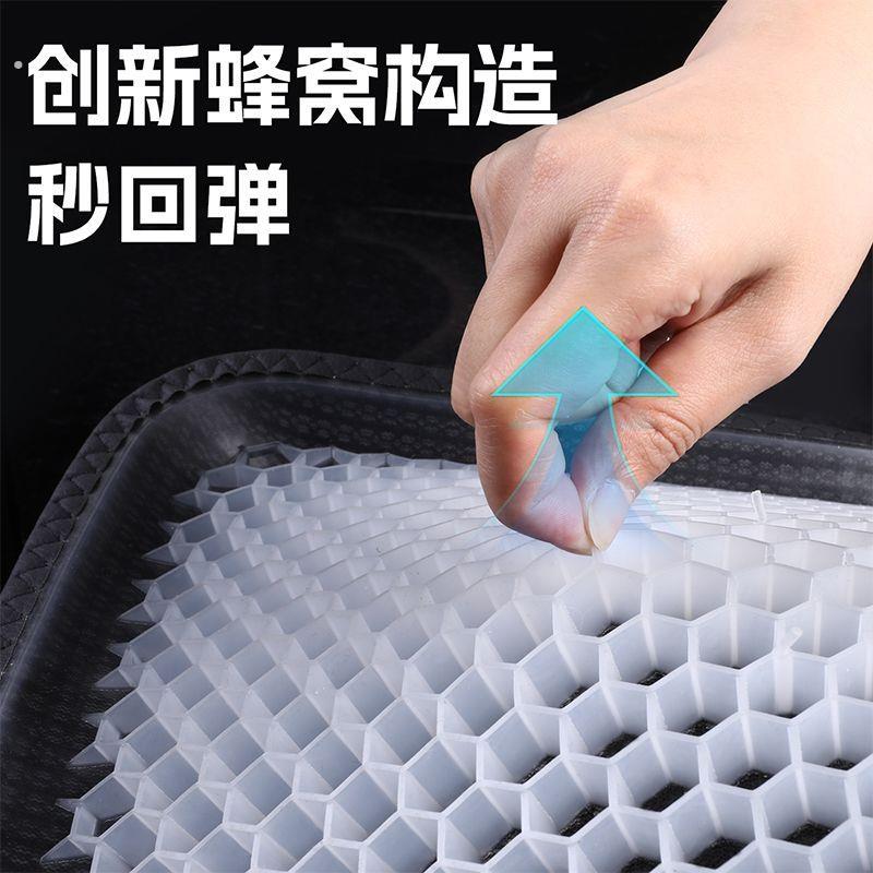 夏天坐垫新款板凳子小方垫子服装工厂塑料凳专用透气清凉椅垫