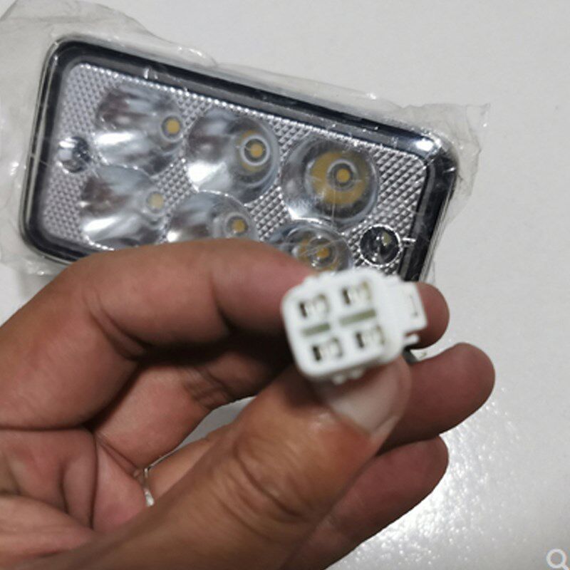 开云电动皮卡车前大灯后尾灯组合开关转换器转向灯原厂整车配件