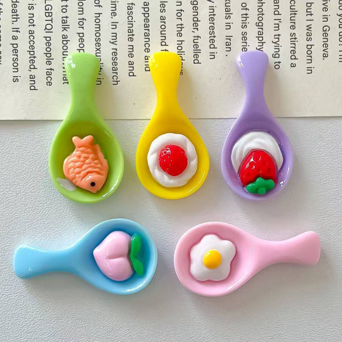 可爱小树脂DIY饰品配件多彩勺子食物车品贴饰冰箱贴钥匙扣挂件包