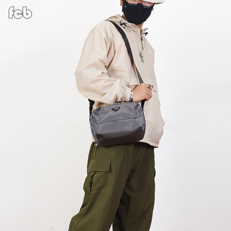男士斜挎包尼龙布单肩包2025新款轻便小挎包大容量休闲男包