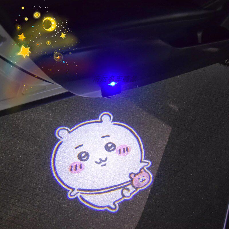 可爱吉伊卡哇chiikawa充电式车门迎宾灯车载好物下车门投影照地灯