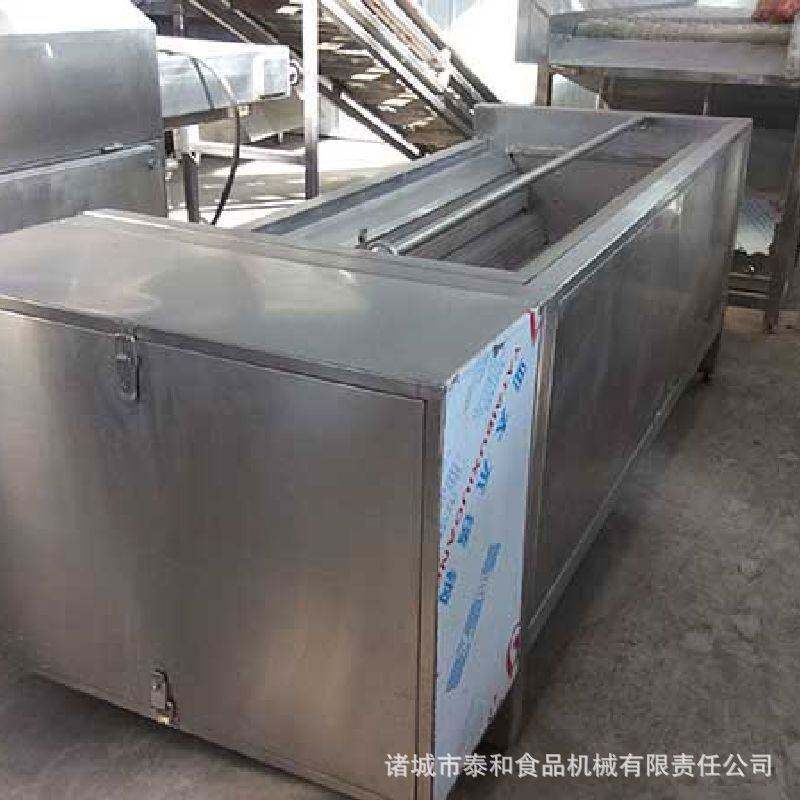 诸城泰和毛辊去皮清洗机 不锈钢去皮机