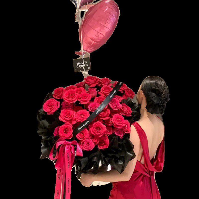 母亲节弗洛伊德玫瑰抱抱桶花束生日鲜花速递同城广州武汉重庆配送