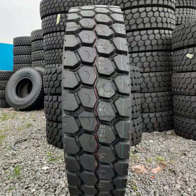 三包割标磨标胎900/1000/1100/1200R20矿山轮胎 大货车全钢丝轮胎